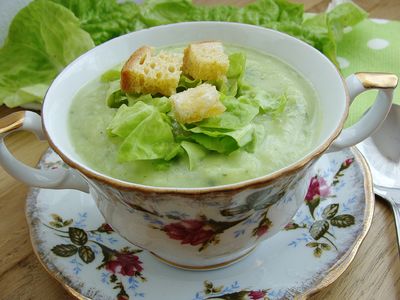 Zupa kremowa z zielonej sałaty