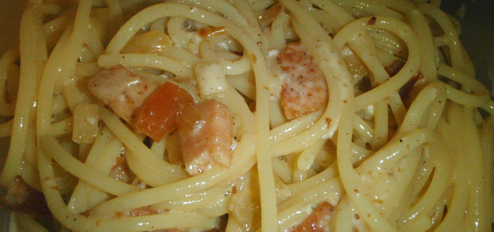 Spaghetti z sosem śmietanowym oraz boczkiem (autor: emiliozo ...