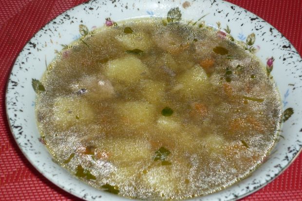 Przepis  zupa pieczarkowa z mięsem przepis