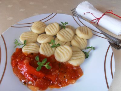 Gnocchi z sosem paprykowym