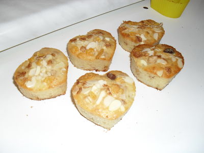 Muffinki z ananasem i musli