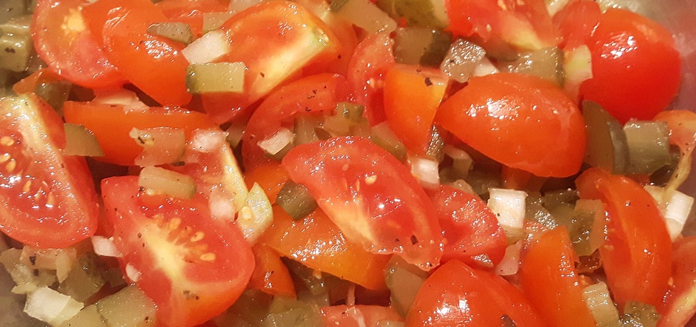 Sałatka obiadowa pomidorowa (autor: joanna