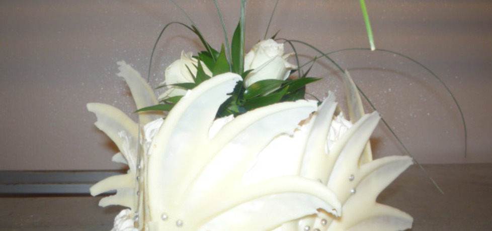 Biały tort weselny (autor: aga130982)