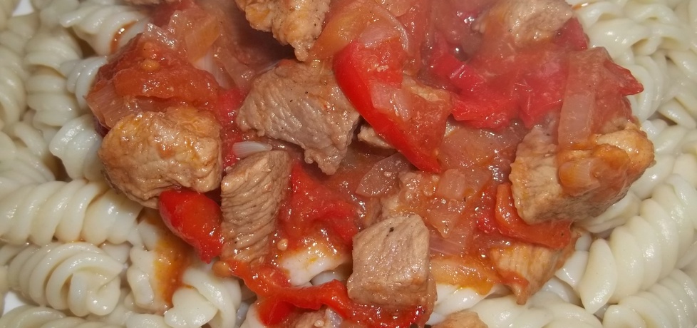 Makaron z sosem pomidorowym z mięsem (autor: gosia1988 ...