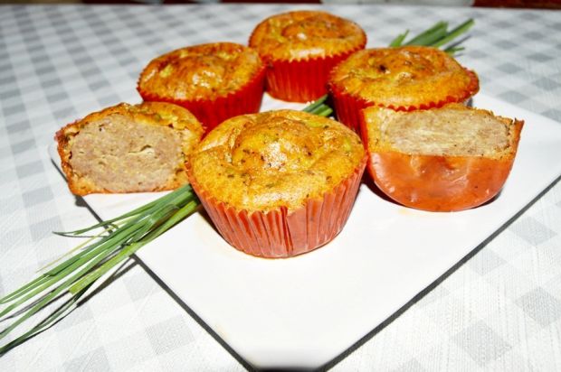Przepis  pomidorowe muffiny z pulpecikami przepis