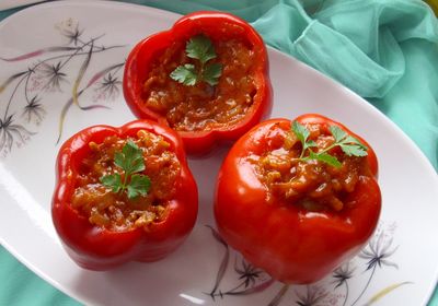 Pomidorowy gulasz w papryce
