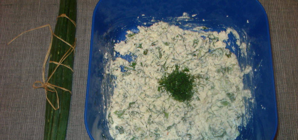 Biały ser z zielonymi dodatkami (autor: norweska20 ...