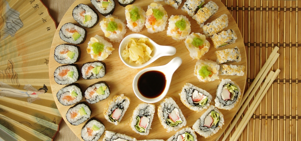Sushi (maki, uramaki) (autor: mariwanna)