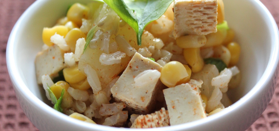 Sałatka z wędzonym tofu (autor: emciapichci)