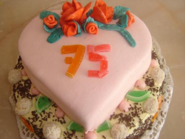 Przepis  tort urodzinowy dla mojej mamy przepis