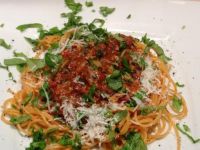 Przepis  spagetti z pomidorami i bazylią przepis