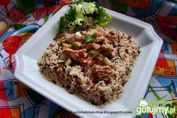 Przepis  3 kolorowy ryż z tuńczykiem i oliwkami przepis