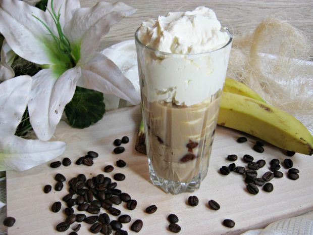 Przepis  kawowo – bananowy deser przepis