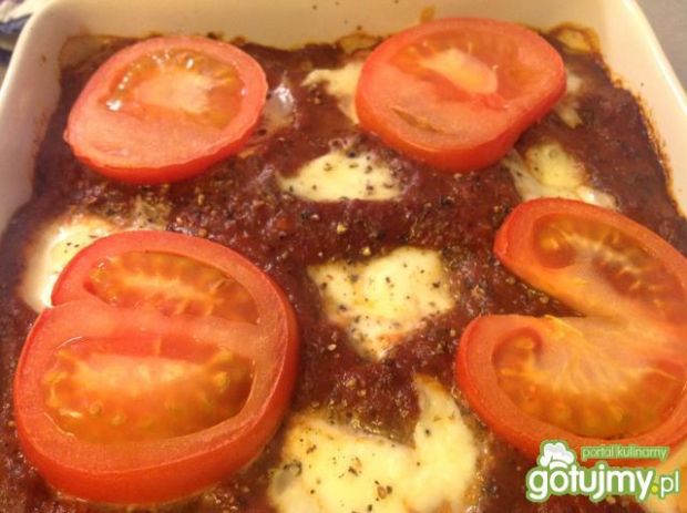 Przepis  zapiekanka pomidorowa z mozzarellą przepis