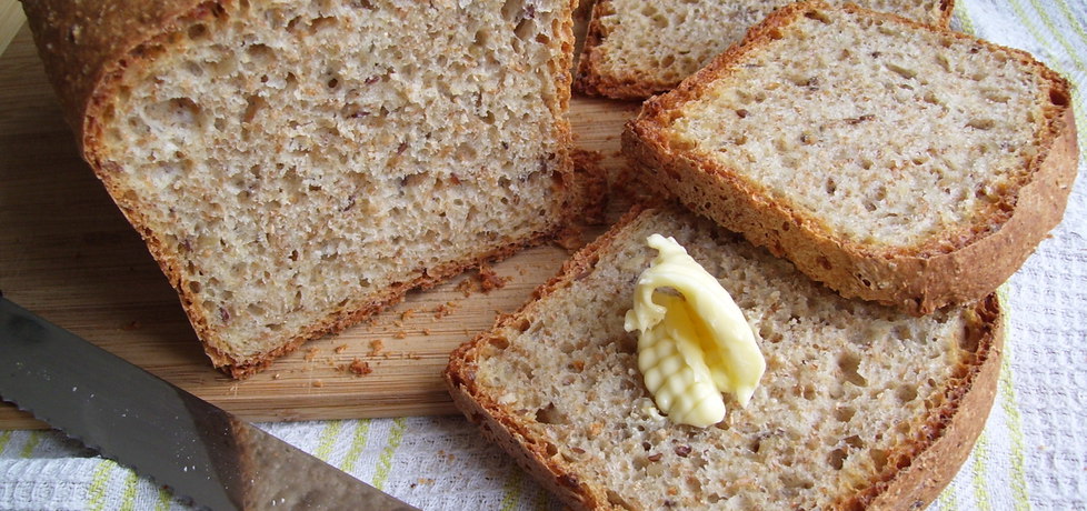 Chleb pszenno- razowy (drożdże) (autor: mniam)