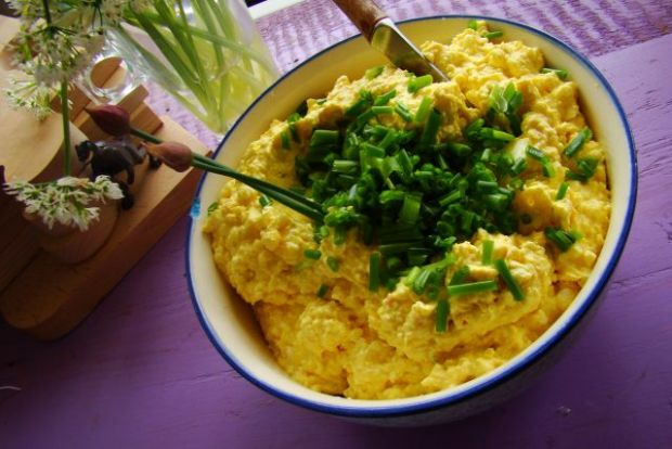 Przepis  pasta śniadaniowa z kurkumą i jajkiem przepis