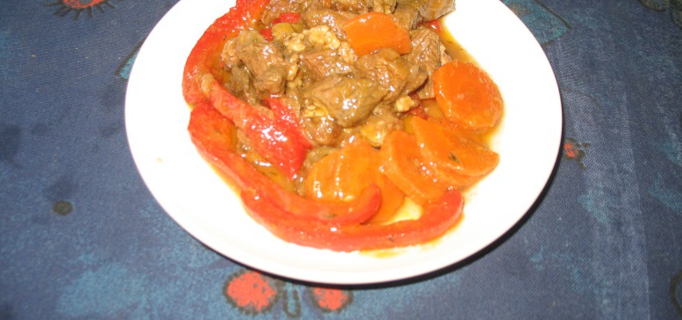 Wołowina z marchewką i papryką (autor: pani