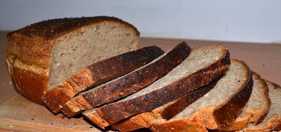Chleb mieszany na zakwasie żytnim z maślanką (autor: zolzica ...