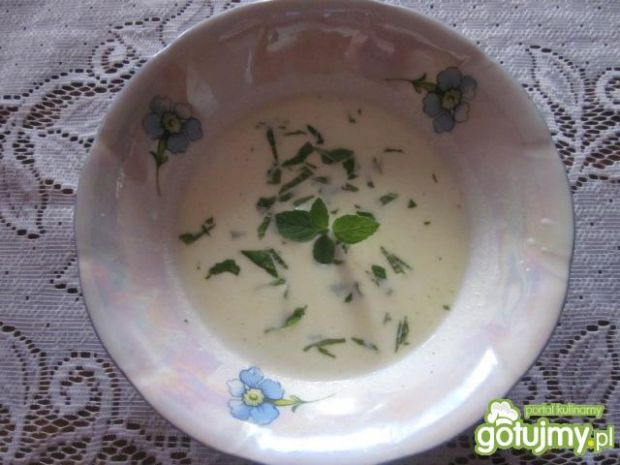 Przepis  zupa gruzińska z sera żółtego przepis