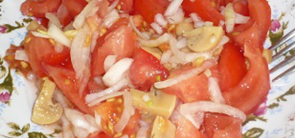 Pomidorowa sałatka z pieczarkami (autor: wafelek2601 ...