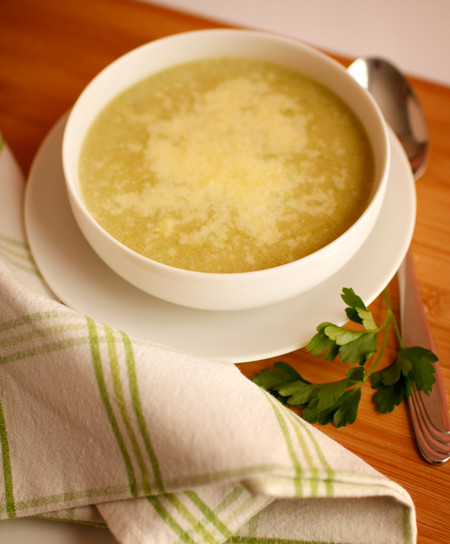 Zupa krem z fasolki z parmezanem