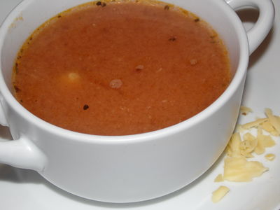 Zupa pomidorowa ze serem