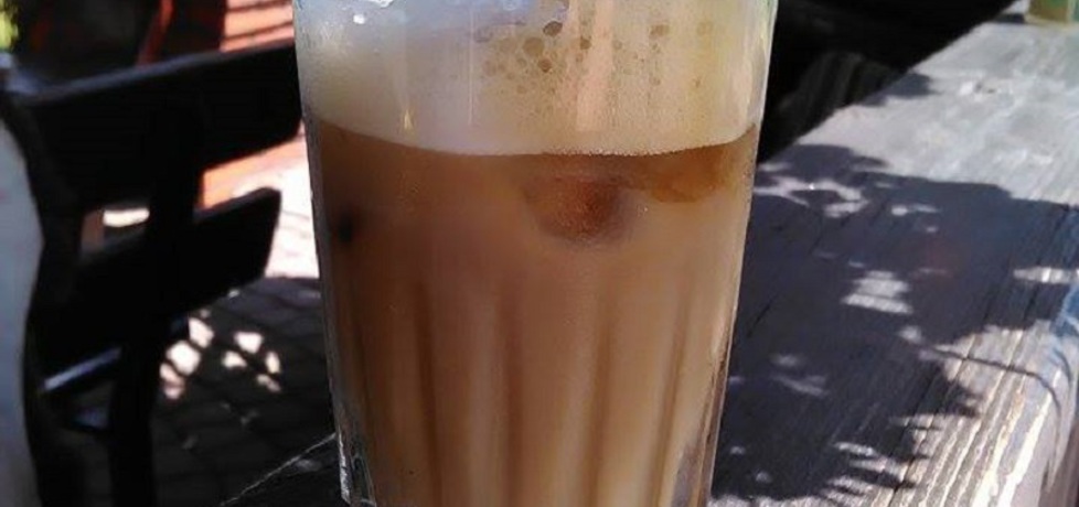 Kawa mrożona z mlekiem kokosowym (autor: kd045 ...
