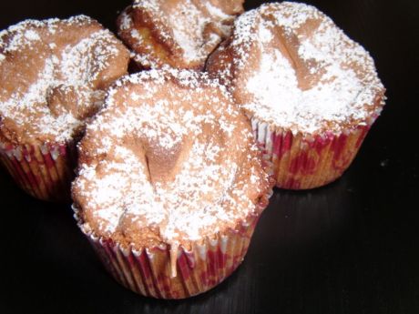 Jak zrobić muffinki z bezą? gotujmy.pl
