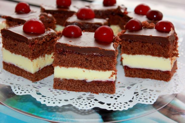 Przepis  ciasto czekoladowe z wiśniami przepis