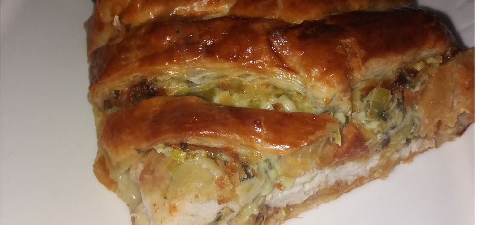 Filet z kurczaka w cieście francuskim z porem (autor: sandra