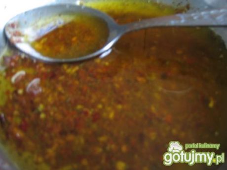 Przepis  pikantny sos do sałatek z chili przepis