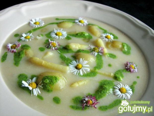 Przepis  zupa szparagowa z kwiatkiem przepis