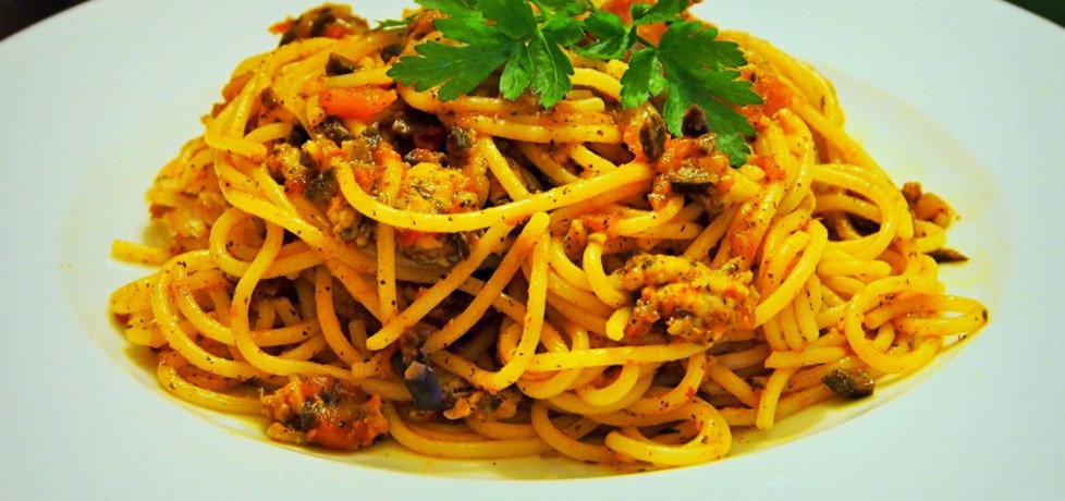 Spaghetti z kurczakiem, oliwkami i pomidorami (autor: futka ...