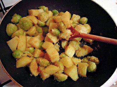 Warzywa z cytrynową nutą i pikantną kruszonką