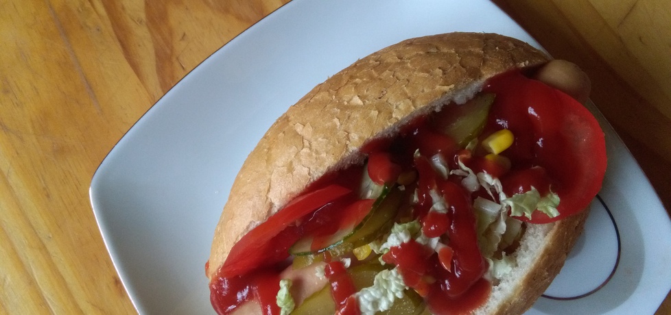 Hot dog z warzywami (autor: edith85)