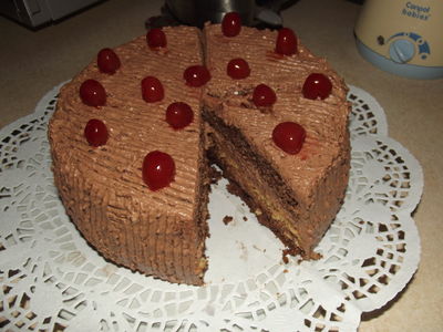 Tort czekoladowo wisniowy