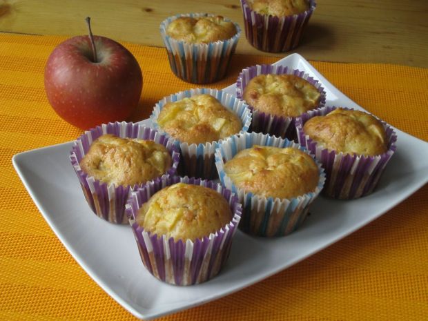 Przepis  muffinki z jabłkami przepis