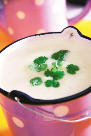 Zupa z białej marchwi  prosty przepis i składniki