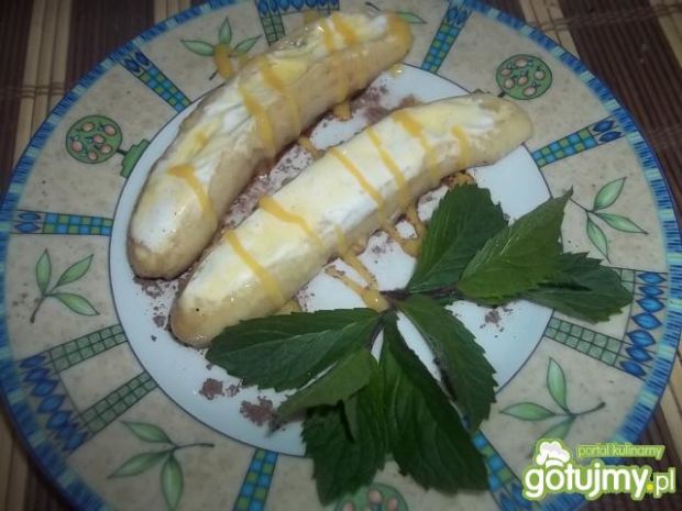 Lody grillowane w bananach z chili przepis
