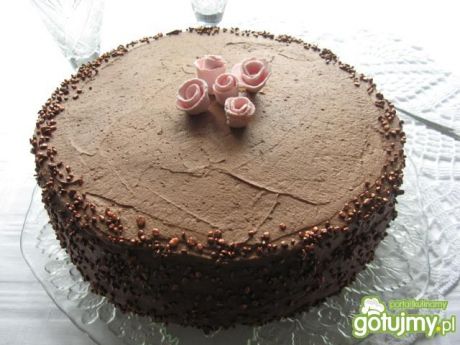 Przepis  tort z lekkim kremem czekoladowym przepis