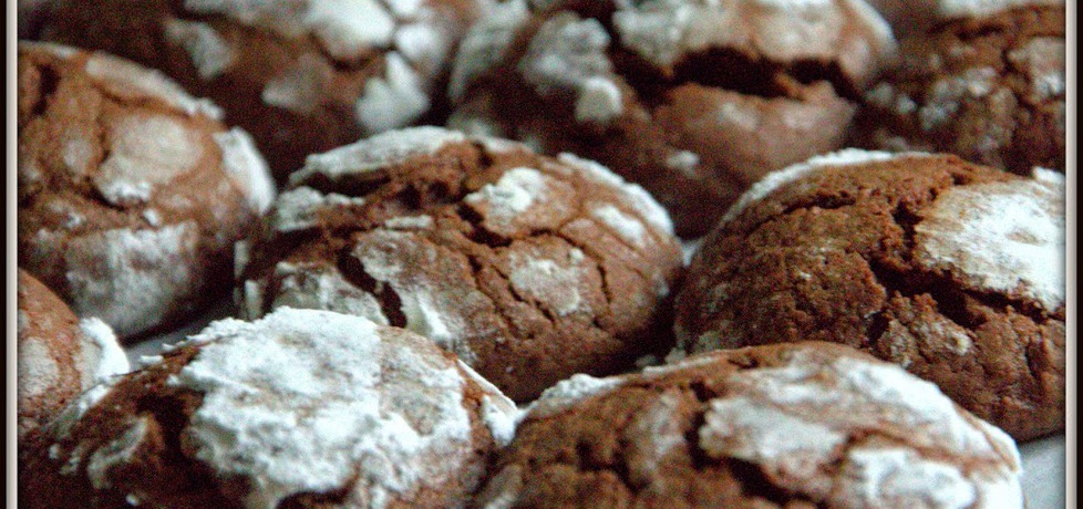Popękane ciasteczka czekoladowe (autor: mancia-w