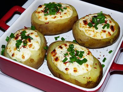 Pieczone młode ziemniaki z fetą