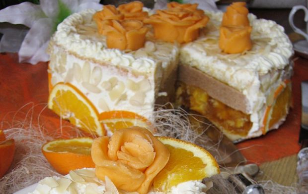 Przepis  tort pomarańczowo-kajmakowy przepis