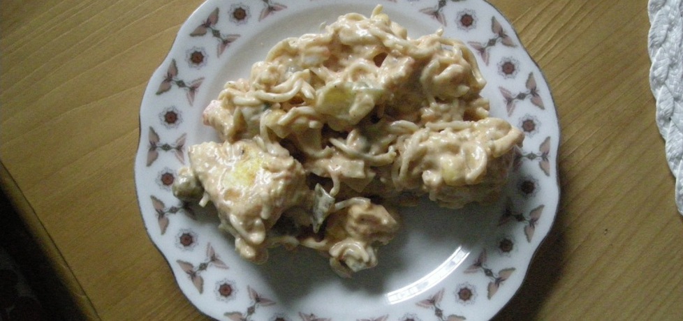 Sałatka z zupką chińską i żółtym serem (autor: chojlowna ...
