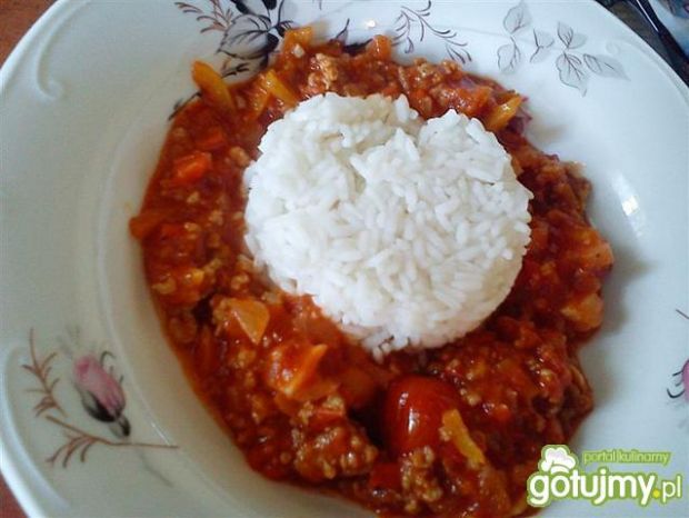 Przepis  ryż z sosem mięsno-warzywnym przepis