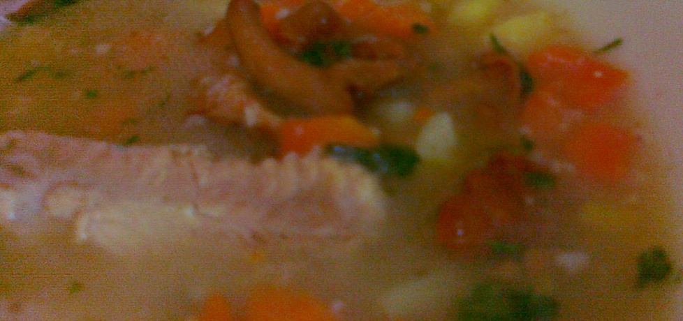 Zupa porowa z kaszą i kurkami (autor: agnieszkab)