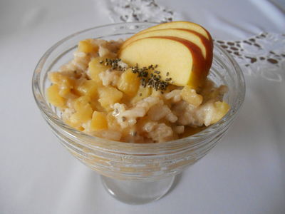 Pudding ryżowy z jabłkiem i chia