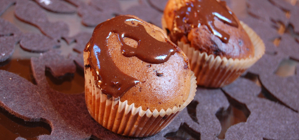 Muffinki z dodatkiem czekolady (autor: adala)