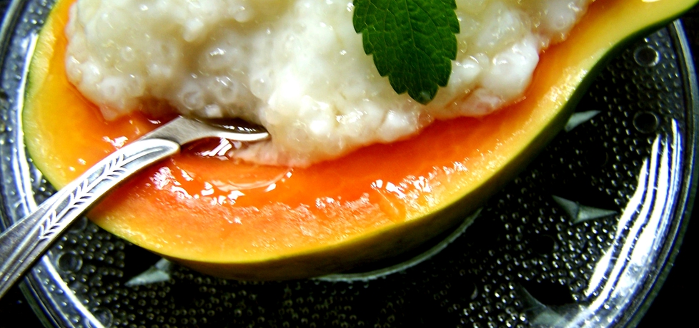 Kokosowa tapioka w papai (autor: caralajna)