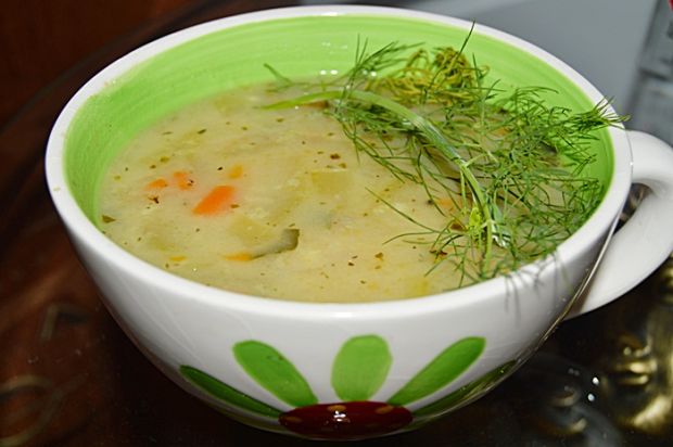 Zupa marchewkowo-cukiniowa z kaszą jaglaną przepis